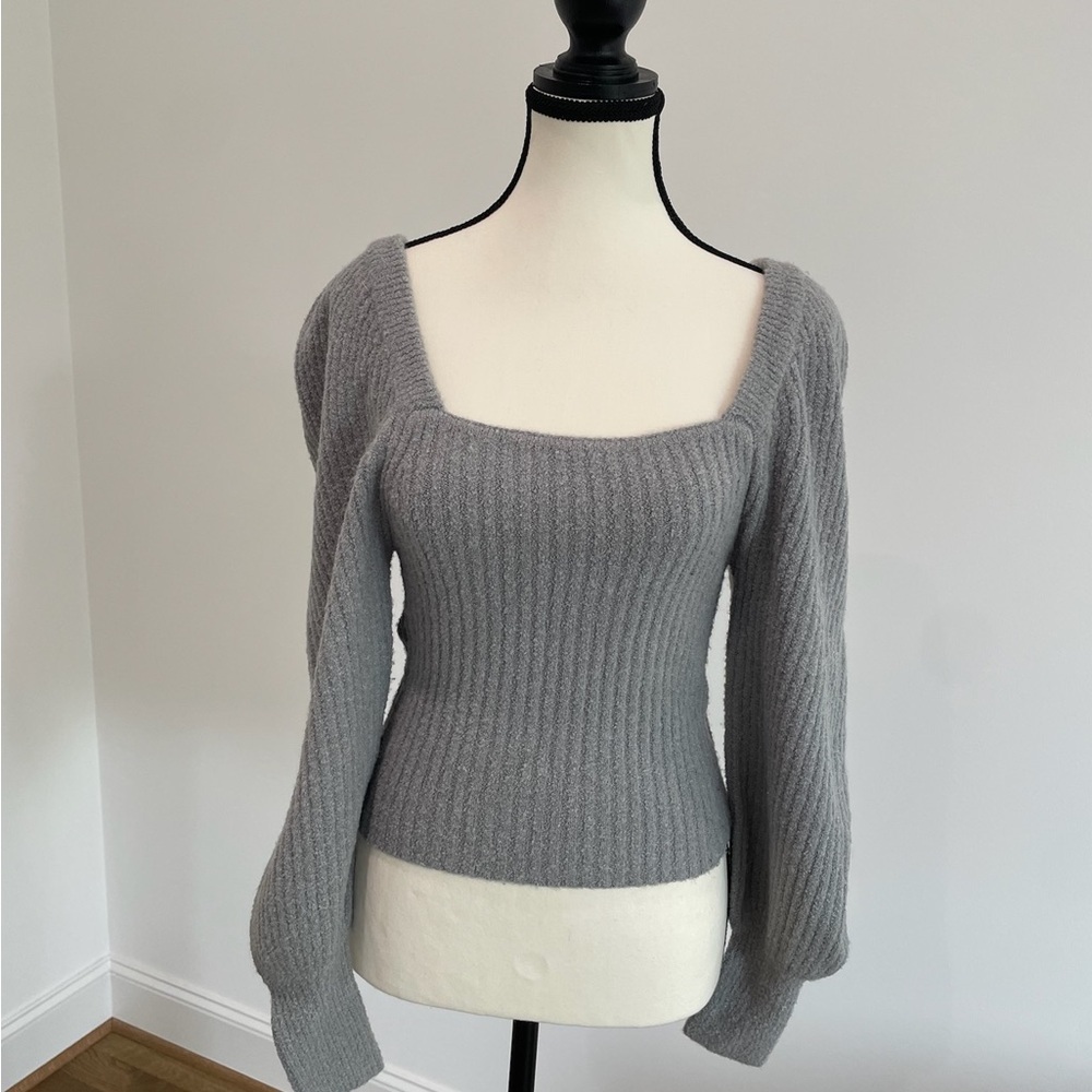 Line & Dot Light Gray Ribbed Sweater - Picture 5 of 16